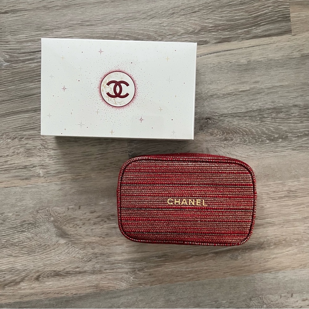 NWT Chanel Holiday Bag and Mascara Set
